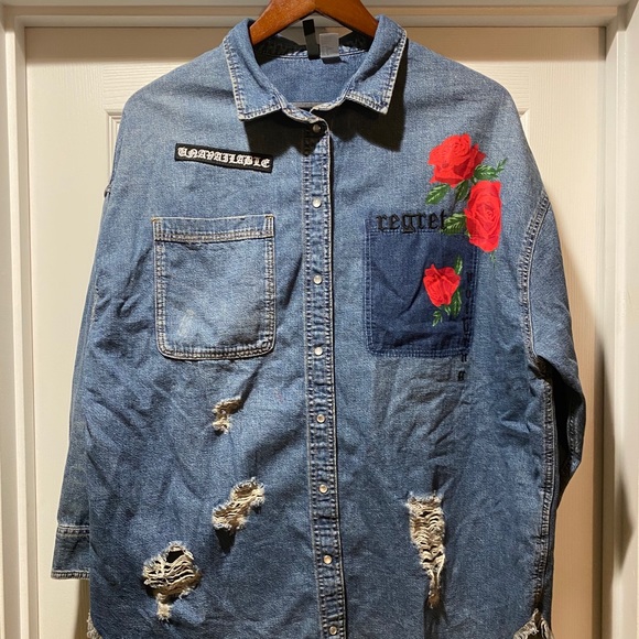 H&M Tops - H&M oversized denim shirt